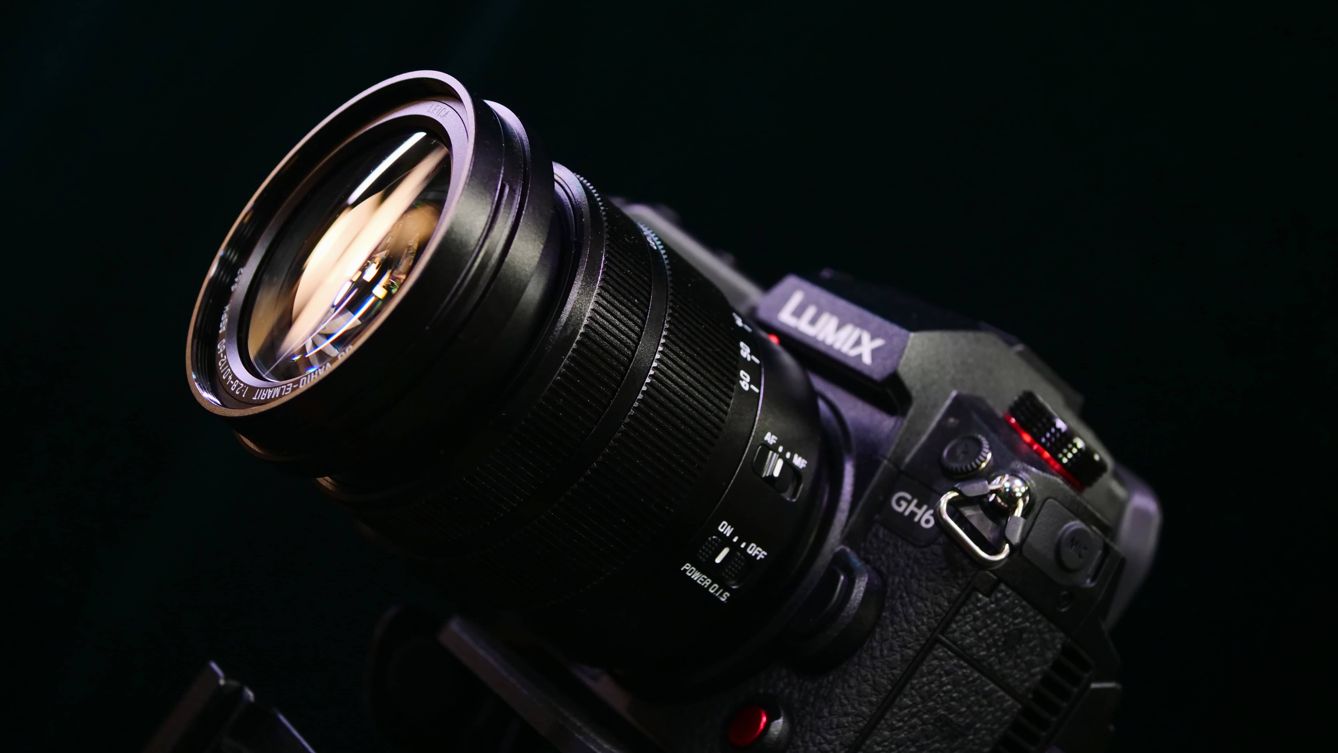 LUMIX GH6 камера